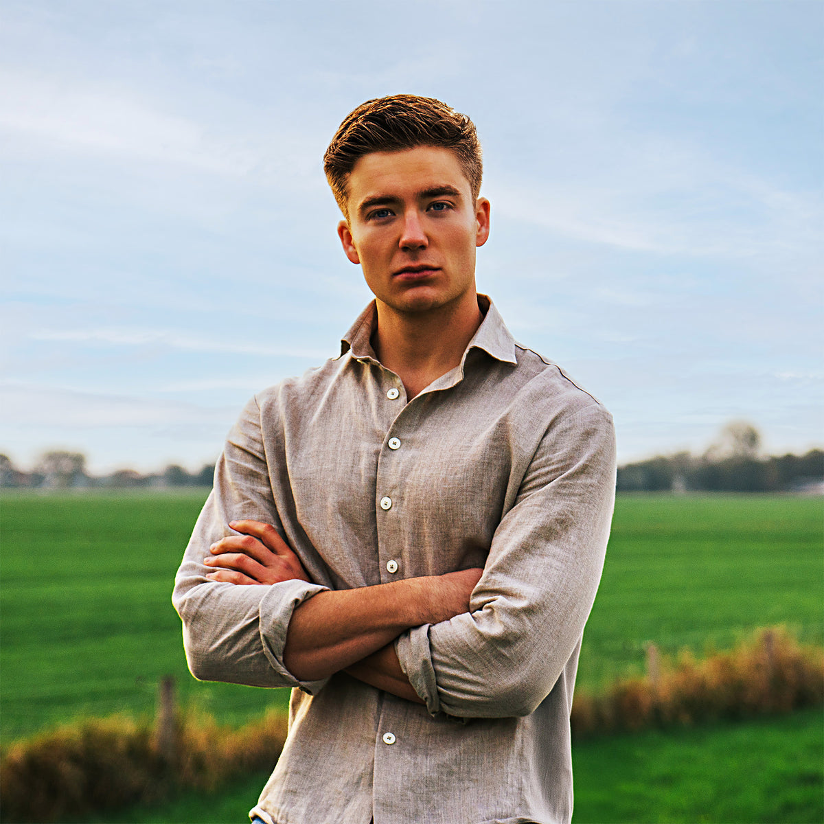 THE DUTCH LINEN SHIRT