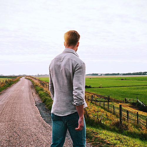 THE DUTCH LINEN SHIRT